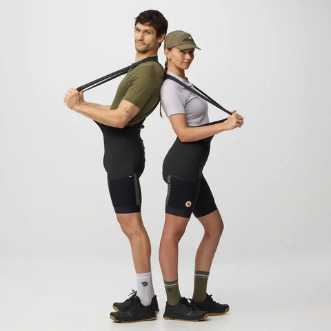 Hoja Bib Shorts M